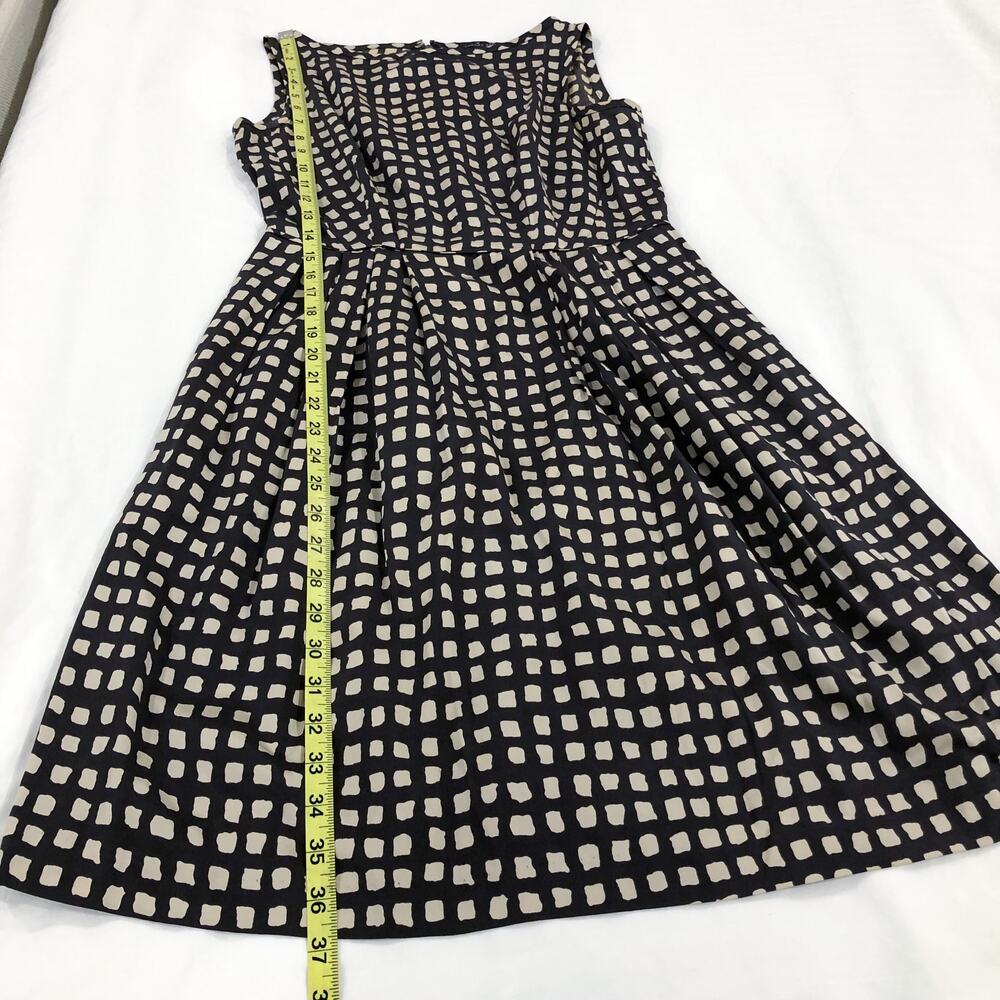 Banana Republic Silk Fit and Flare Dress - Picture 9 of 10